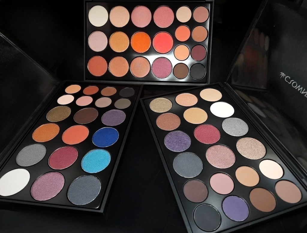 PRO PALETTE HOLIDAY SET